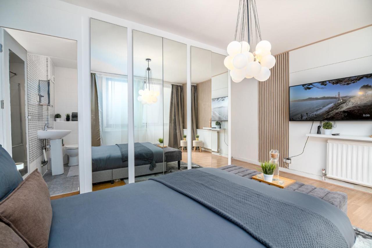 דירות לונדון Charming Gem II 2Bd 2Ba Retreat מראה חיצוני תמונה