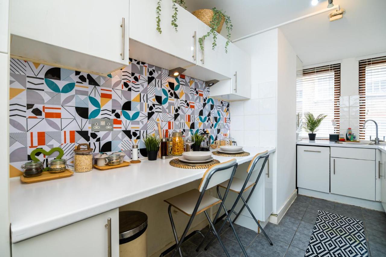 דירות לונדון Charming Gem II 2Bd 2Ba Retreat מראה חיצוני תמונה